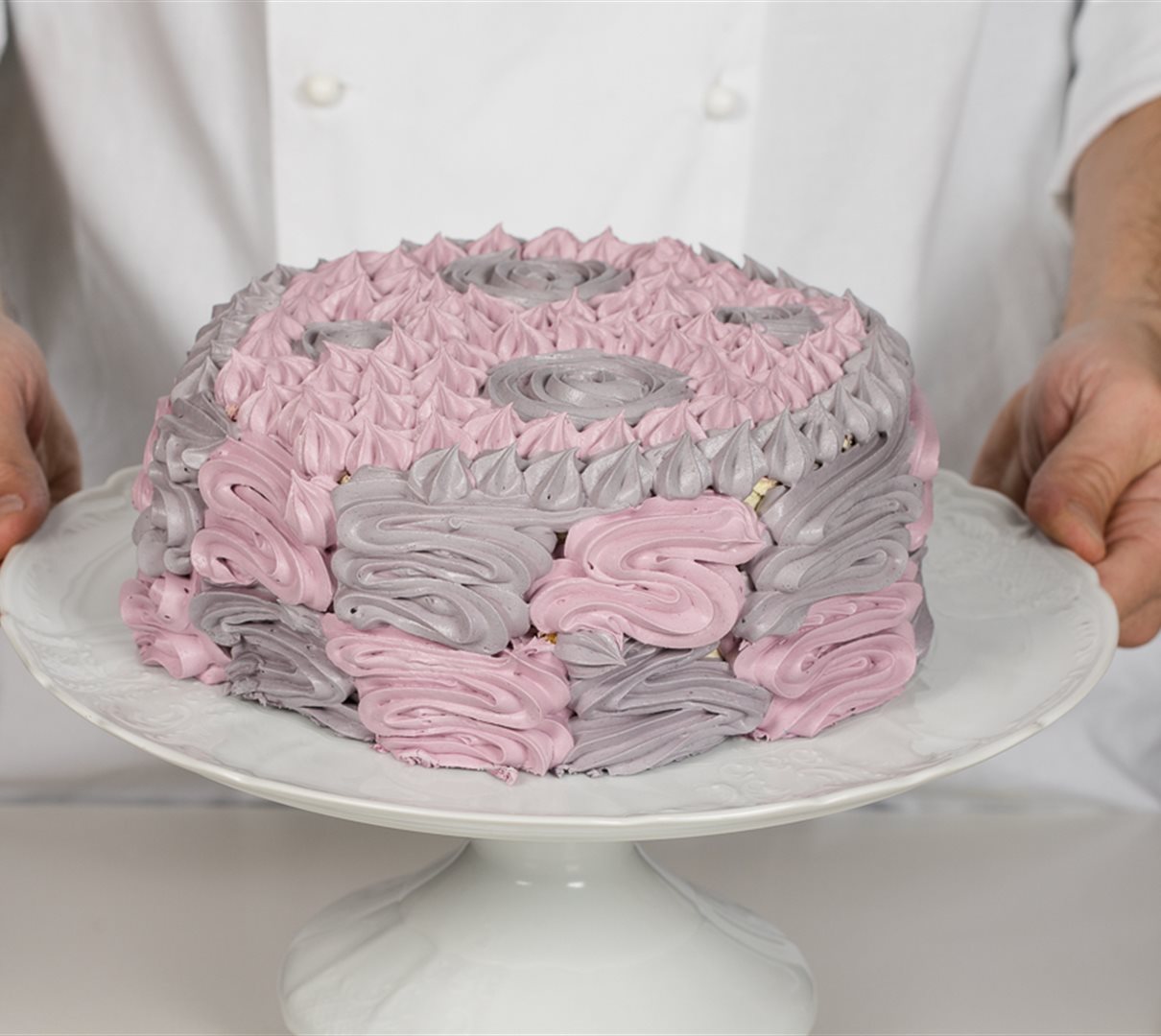Ricetta Torta decorata con Dolceneve colorata