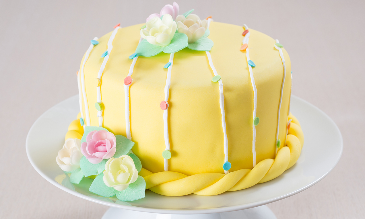 torta decorata pasta di zucchero decorated cake