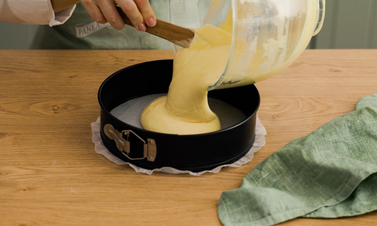 Party cake step (4)